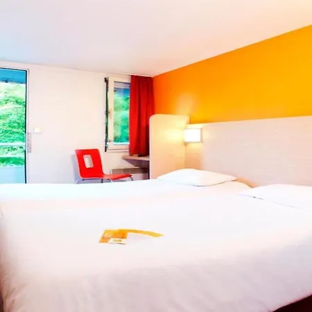 Premiere Classe Lille Sud - Douai Hotel