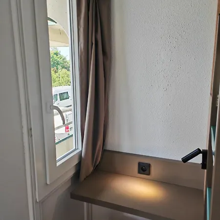 Premiere Classe Lille Sud - Douai