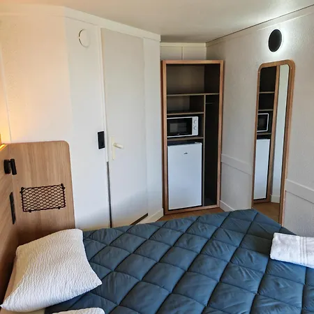 Premiere Classe Lille Sud - Douai Hotel