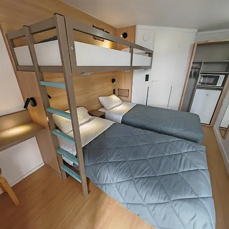 Premiere Classe Lille Sud - Douai Hotel
