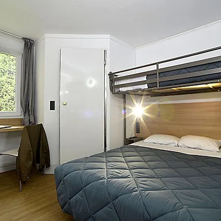 Premiere Classe Lille Sud - Douai Hotel 4*