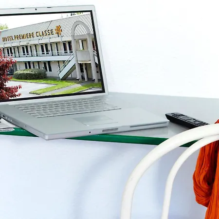 Hotel Premiere Classe Lille Sud - Douai 4*