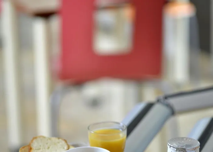 Hotel Premiere Classe Lille Sud - Douai 4*